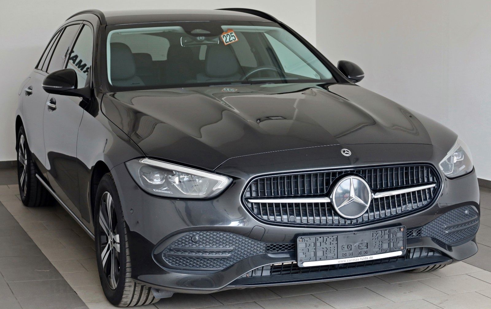 Fahrzeugabbildung Mercedes-Benz C 300e T T.Leder,Navi,LED,Night/Park Paket,Apple