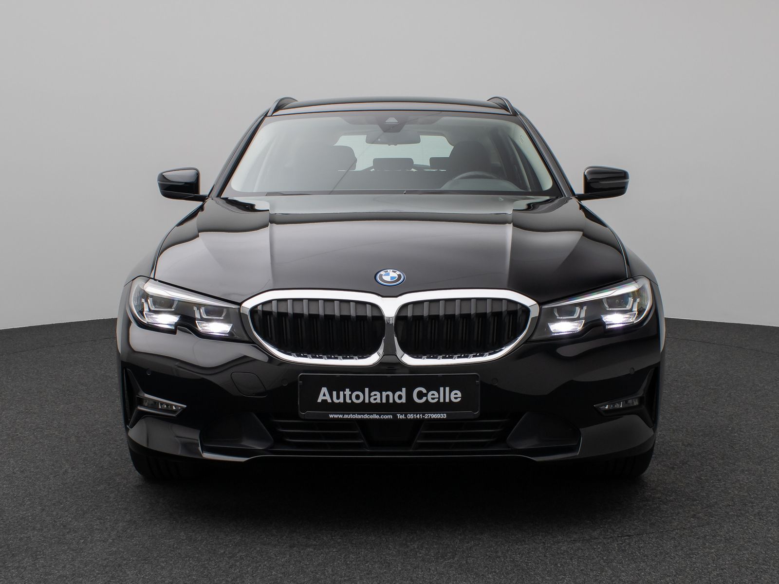 Fahrzeugabbildung BMW 330e Stop&Go DAB Kamera Alarm MSportleder 17Zoll