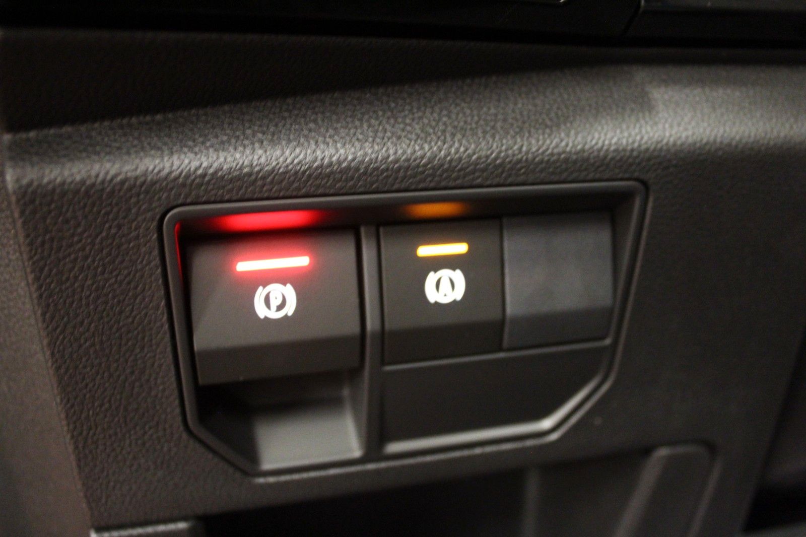 Fahrzeugabbildung Renault Austral Mild Hybrid 140 Automatik Equilibre City