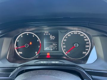 Volkswagen Polo - 9