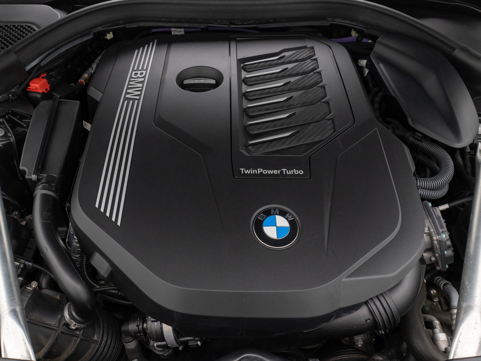 Fahrzeugabbildung BMW 540i xD Luxury Line ACC DispKey DAB Panorama HUD