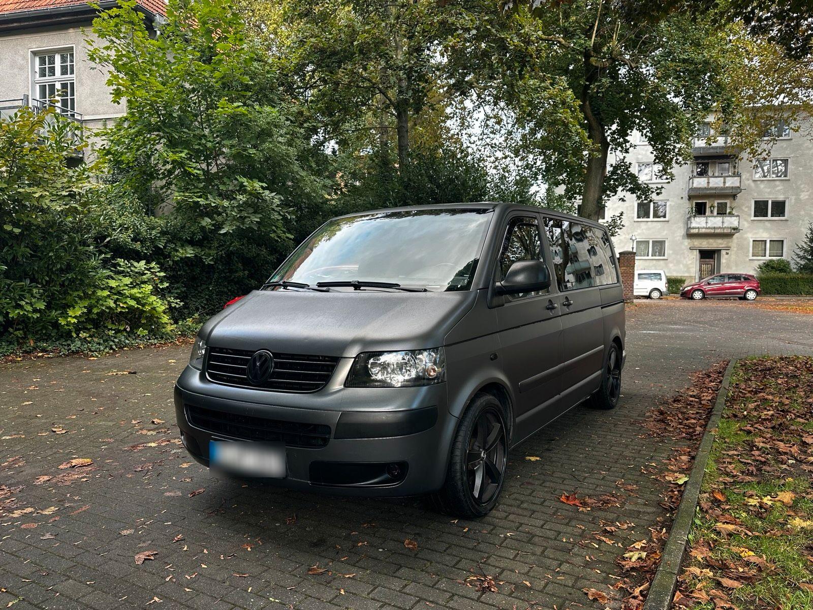 Volkswagen Multivan 2006 — photo 15