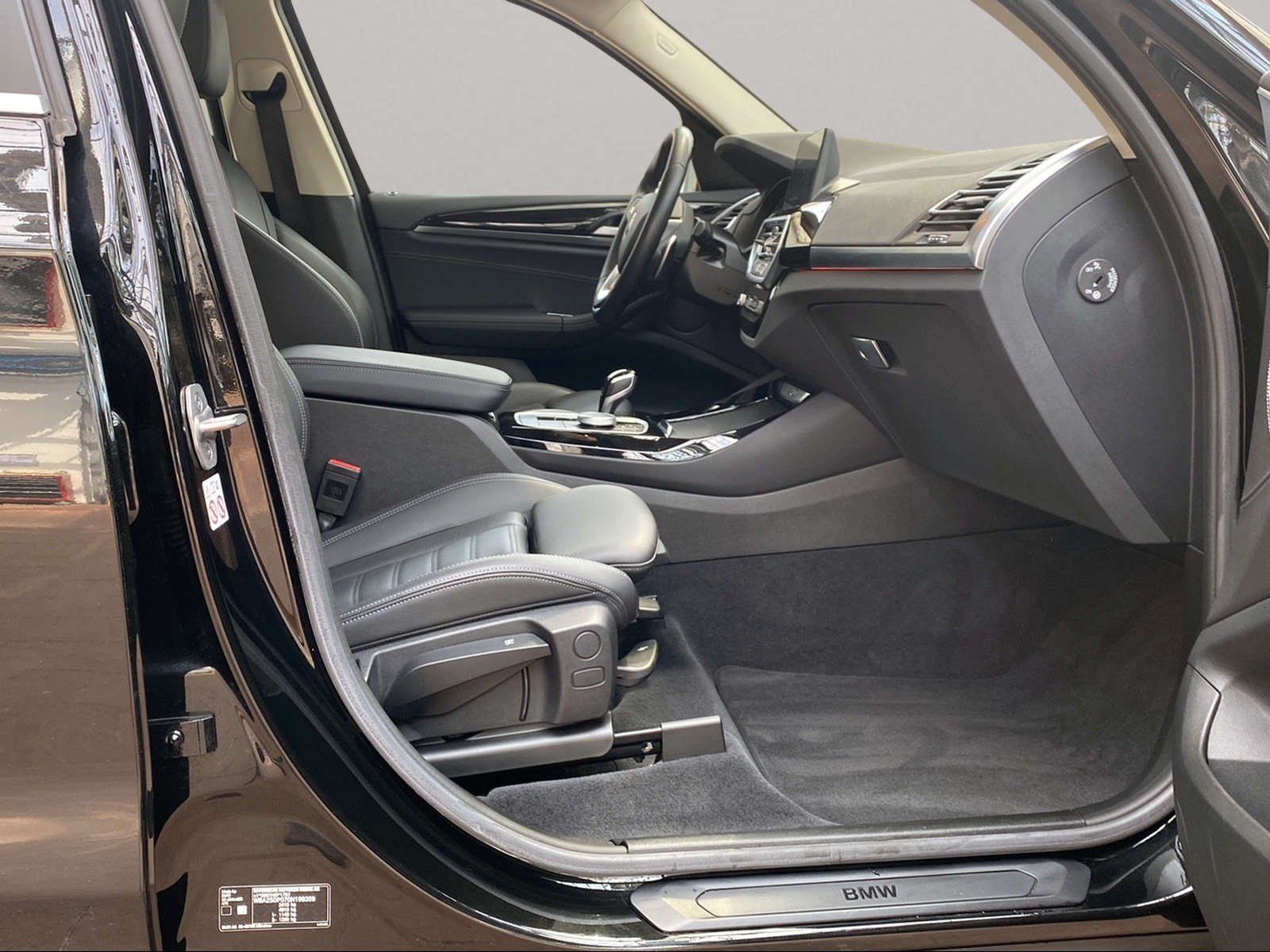 BMW X3 xDrive20i Navi AHK Kamera Sportsitze HiFi foto 18