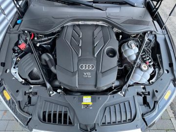 Audi A8 - 8
