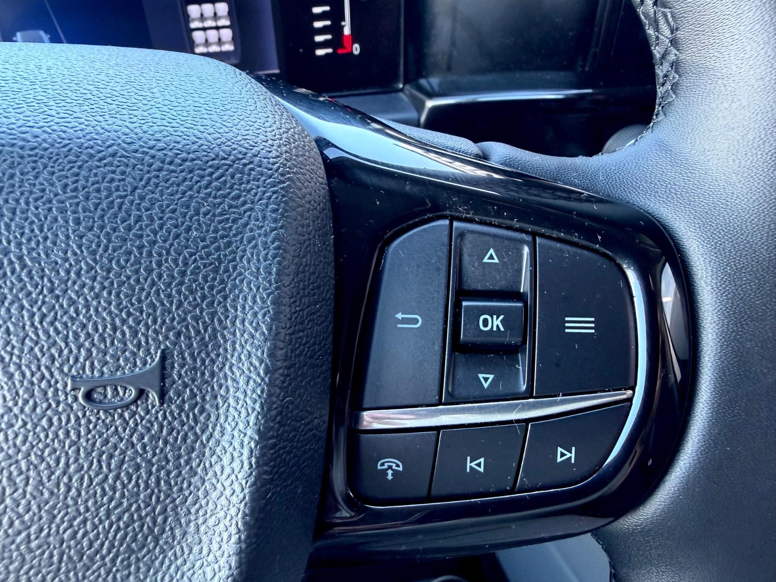 Ford Tourneo Custom 2.0d EcoBlue L2 Titanium 9.Sitzer