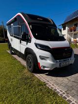 Challenger X150, 180PS Vollausstg mit Vorzelt Luxus-Bett
