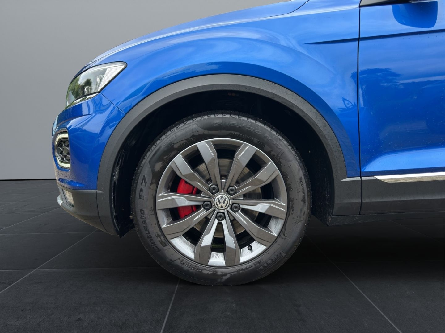 Fahrzeugabbildung Volkswagen T-Roc Sport 4Motion 2.0 TSI AHK-abnehmbar Navi L