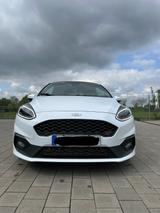 Ford Fiesta 1,5 EcoBoost ST mit Styling-Paket ST ... - Ford Fiesta ST-mit-Styling-Paket mit Benzin-Antrieb