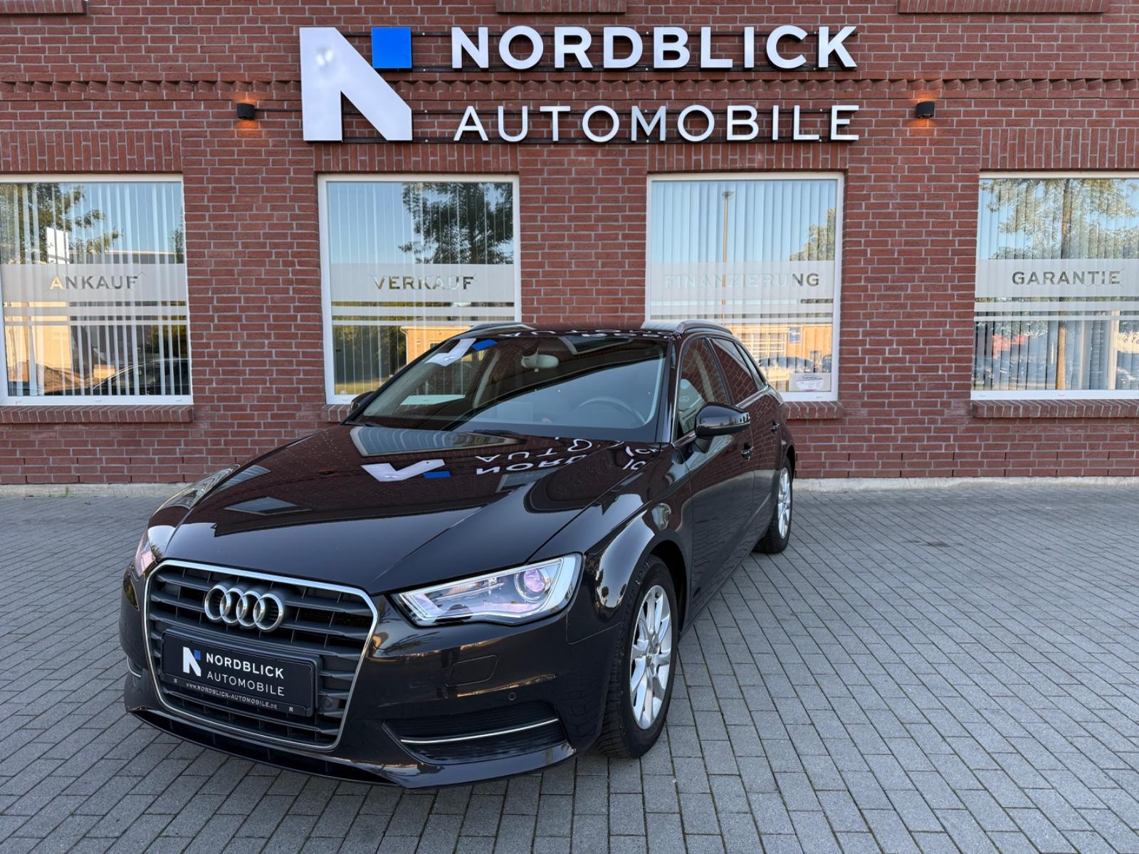 Audi A3 Sportback*BiXenon*Kamera*AHK*Teilleder*