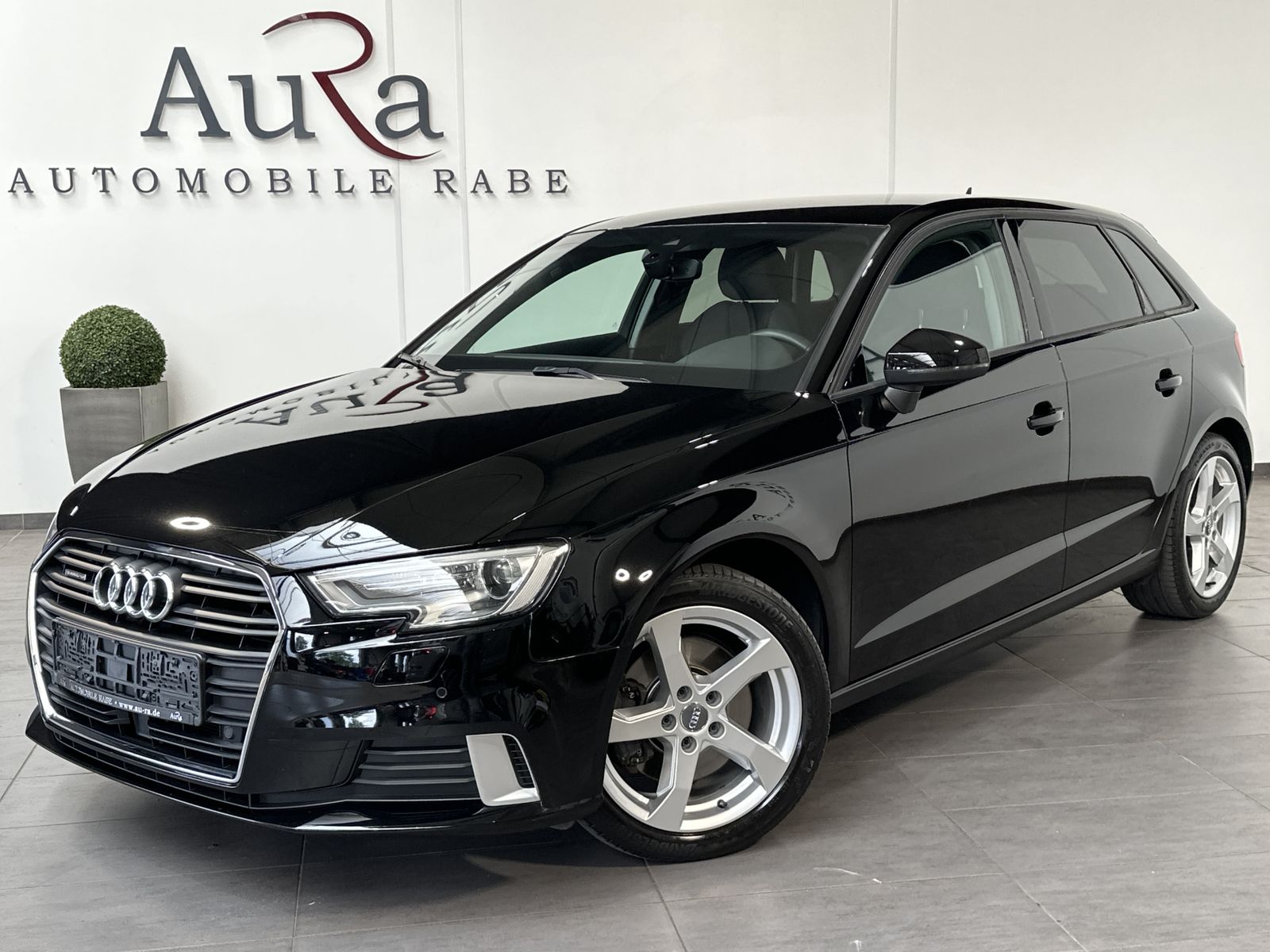Fahrzeugabbildung Audi A3 SpB 40 TDI Quattro Sport NAV+XENON+KAM+VCOCK
