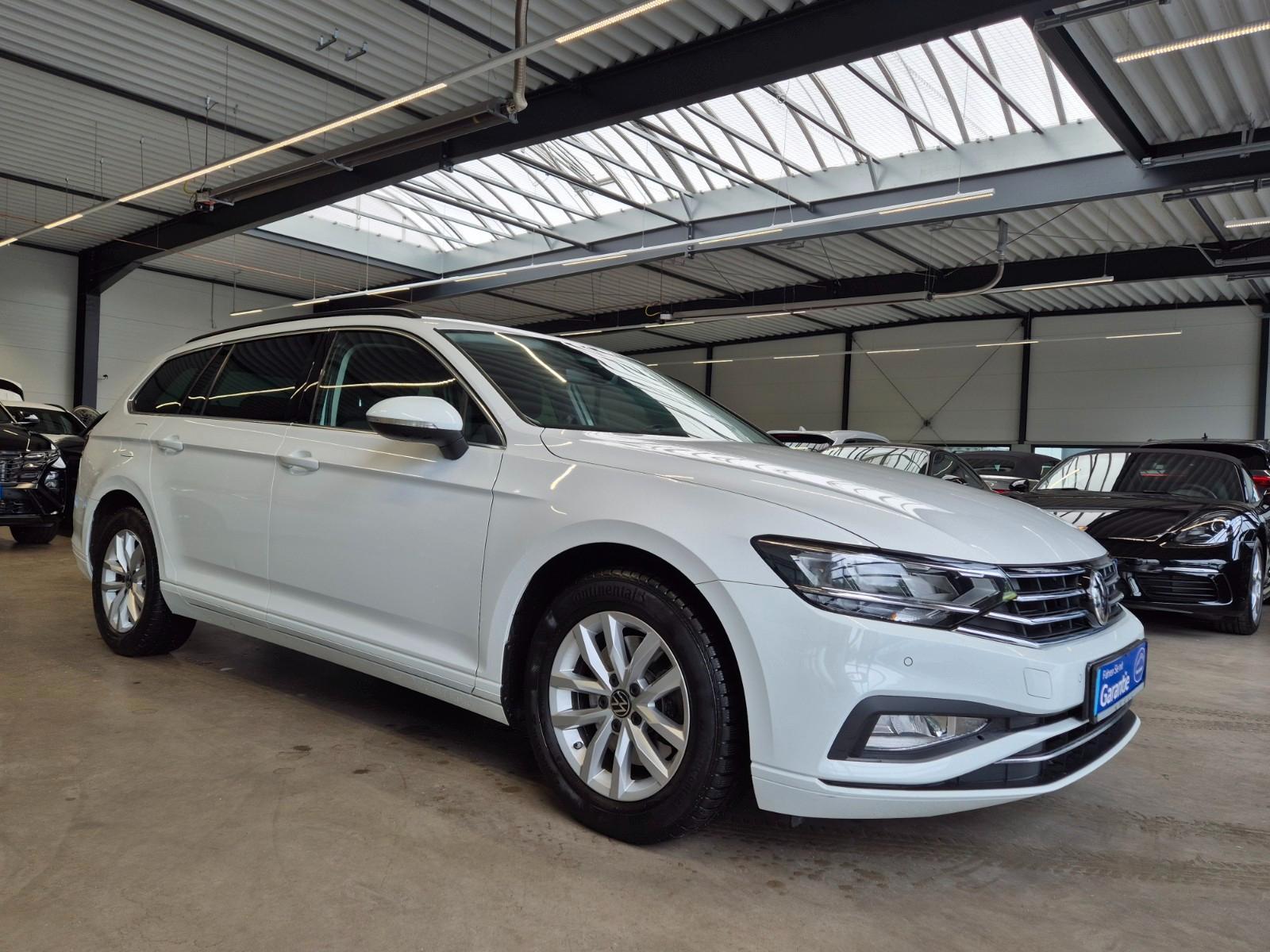 Volkswagen PASSAT VAR 2.0 TDI BUSINESS NAVI LED CAM ACC AHK