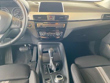 BMW X1 - 10