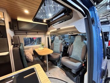 HYMER  ERIBA  HYMERCAR Redwood 600 Sport Autarkie LED Totwi.