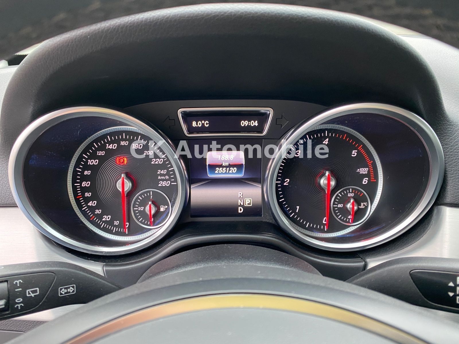 Fahrzeugabbildung Mercedes-Benz GLE 350d 4Matic/Navi/Rückfahrkamera/Tempomat