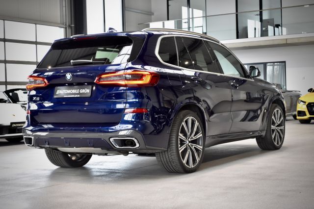 Fahrzeugabbildung BMW X5 XDRIVE M SPORT HEAD UP 3D VIEW PANO 22ZOLL