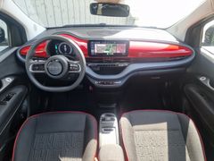 Fahrzeugabbildung Fiat 500e Red Komfort 23,8 kWh SiHz PDC RFK Tempo DAB