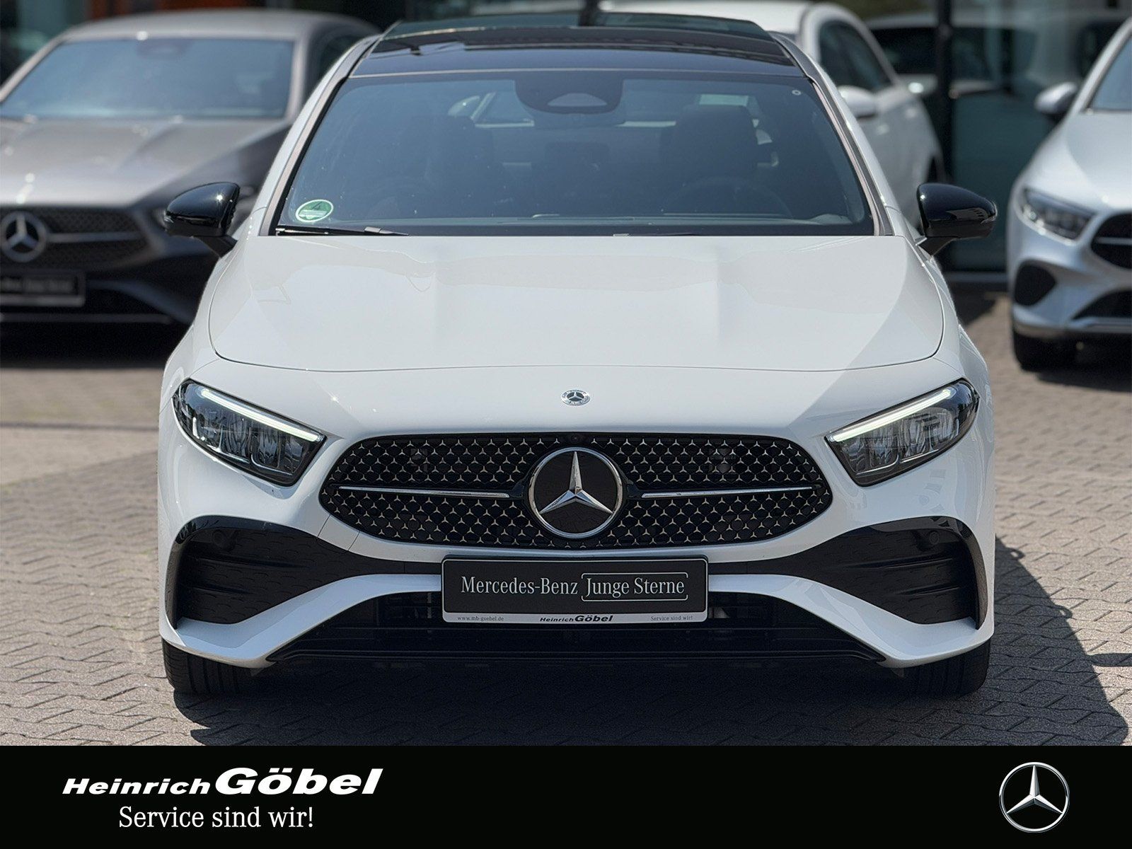 Fahrzeugabbildung Mercedes-Benz A 200 Lim. AMG*PANO*360°*AMBIENTE*TOTWINKEL*