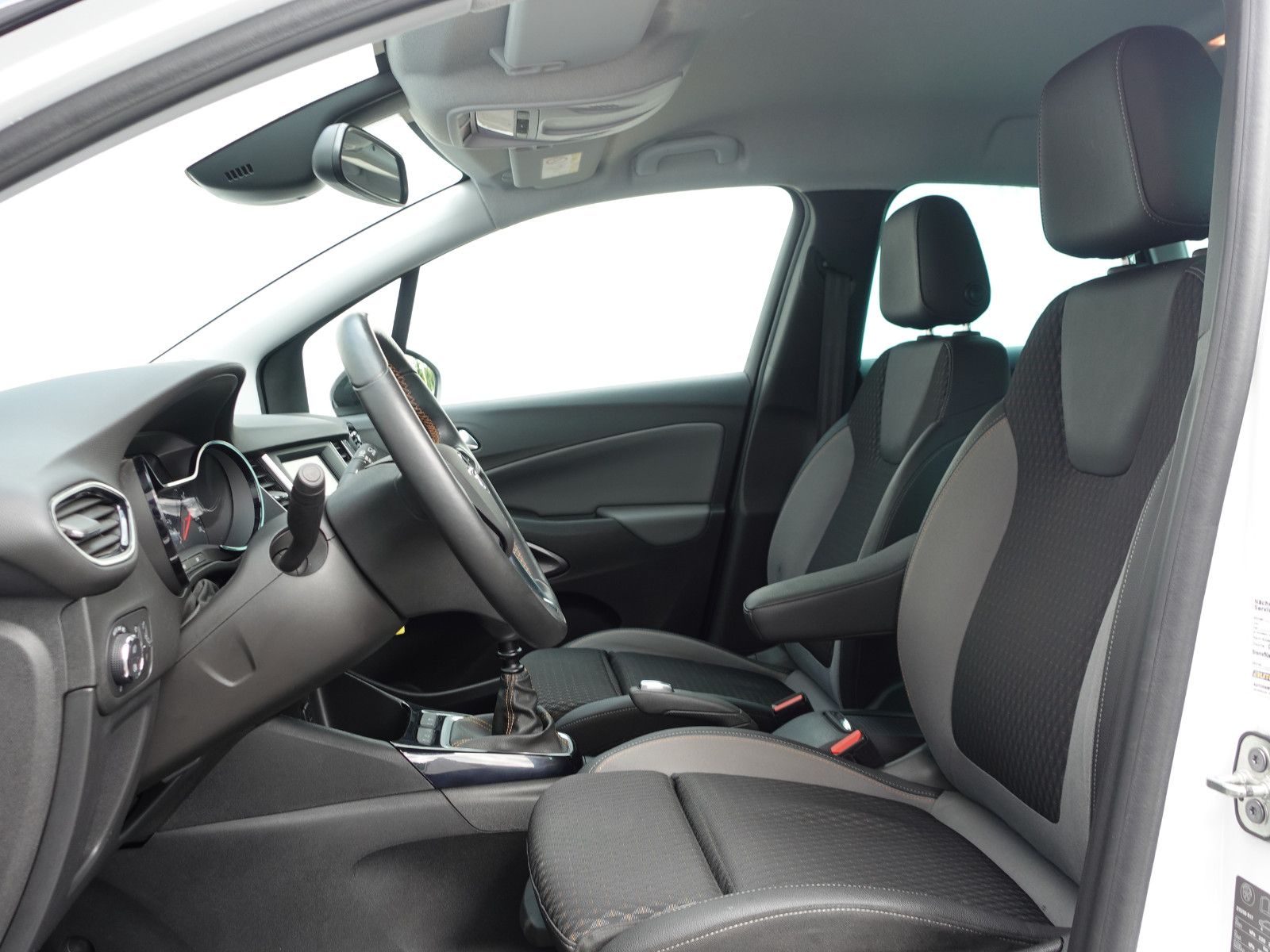 Fahrzeugabbildung Opel Crossland X 1.2Turbo INNOVATION SHZ,Kamera,PDC