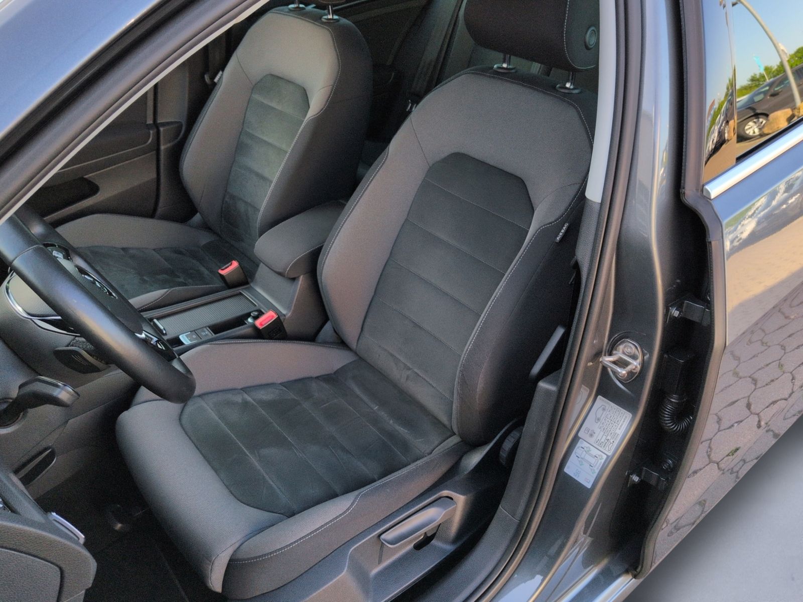 Golf VII Variant 1.5 TSI DSG Highline NAVI+AHK+