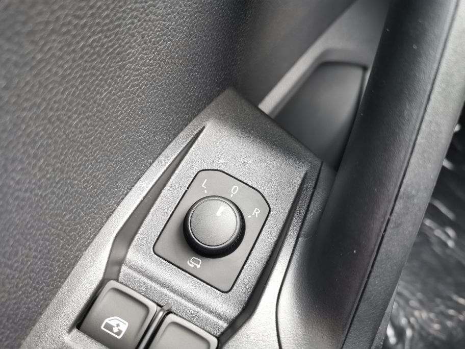 Fahrzeugabbildung SEAT Arona Style 1.0 TSI + SHZ + DAB + NAVI