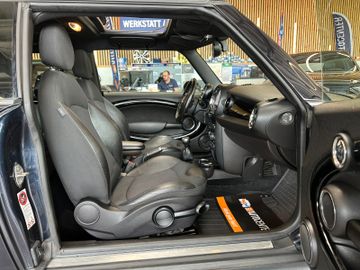 MYAUTOCENTER – Gebraucht- und Jahreswagen mit Werkstattservice in Pfaffenhofen MINI Cooper *XENON*PANO*TEMPO*KLIMAAUTOMATIK*
