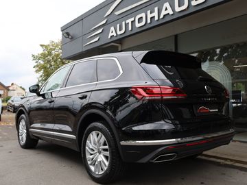 Volkswagen Touareg - 8