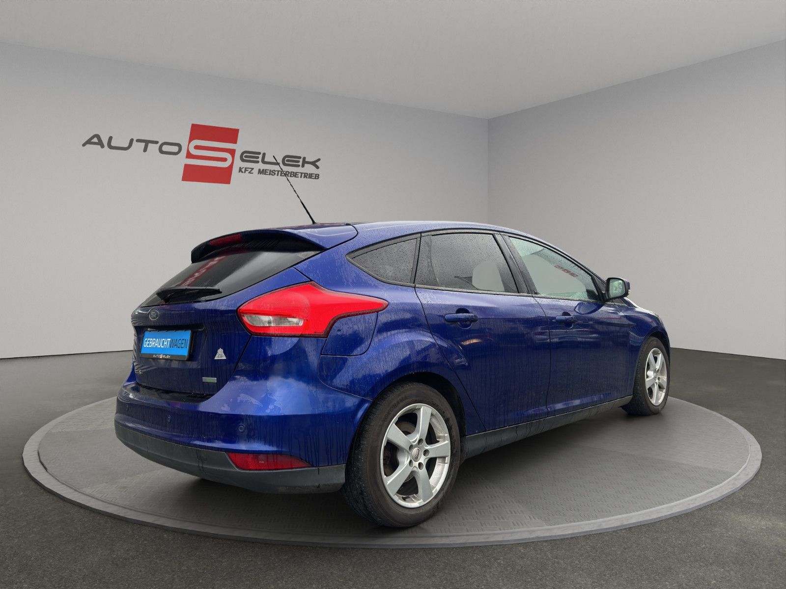 Fahrzeugabbildung Ford Focus Lim. Trend
