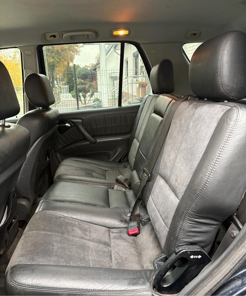 Mercedes-Benz ML270 2004 — photo 7
