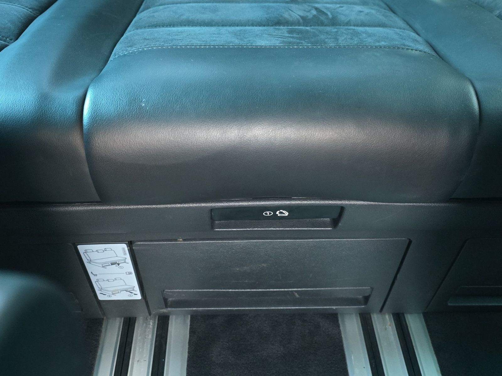 Fahrzeugabbildung Volkswagen T6 Multivan Generation Six 4Motion VOLL