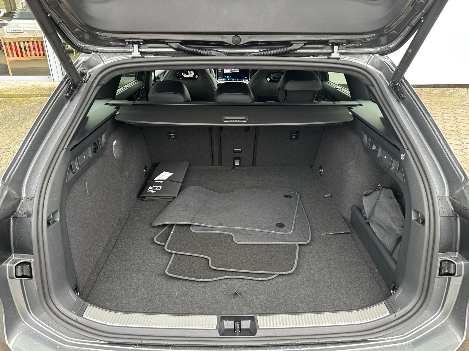 Volkswagen Passat - Bild 19
