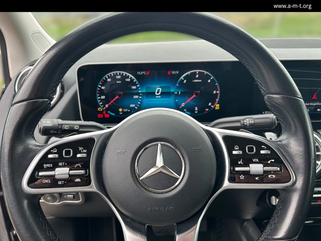 MERCEDES-BENZ B 200