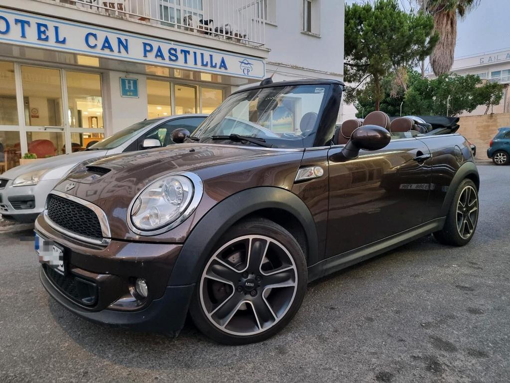 MINI Cooper Cabrio