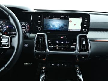 KIA Sorento - 11