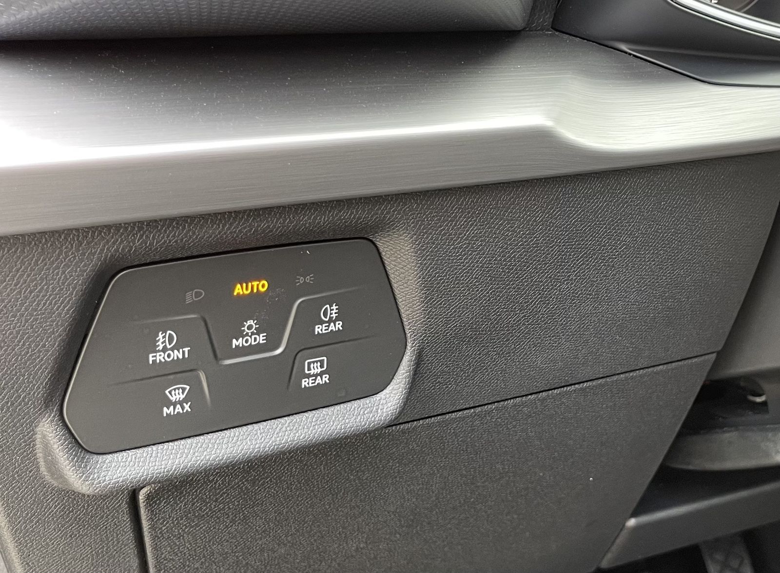 Fahrzeugabbildung SEAT Leon 2.0 TDI*FR-Line*Cam*ACC*LED*