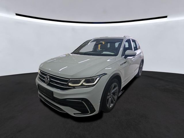 Volkswagen Tiguan R-Line 2.0TDI VIRTUAL/CAM/PANO/MATRIX/AHK