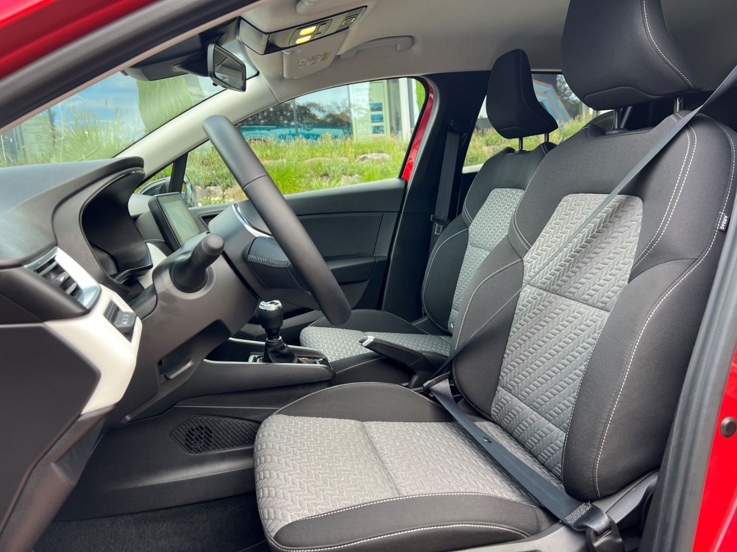Fahrzeugabbildung Renault Clio V Evolution Navi Digitales Cockpit LED Appl