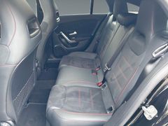 Fahrzeugabbildung Mercedes-Benz CLA 220d Shooting Brake AMG-Line Night Navi Pano