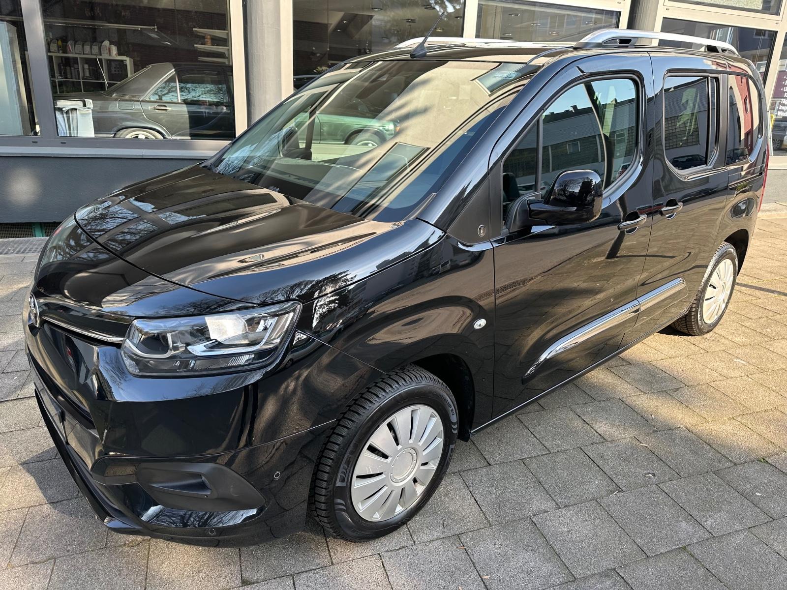 Toyota Proace City Verso L1 Team Panorama Navi Euro 6