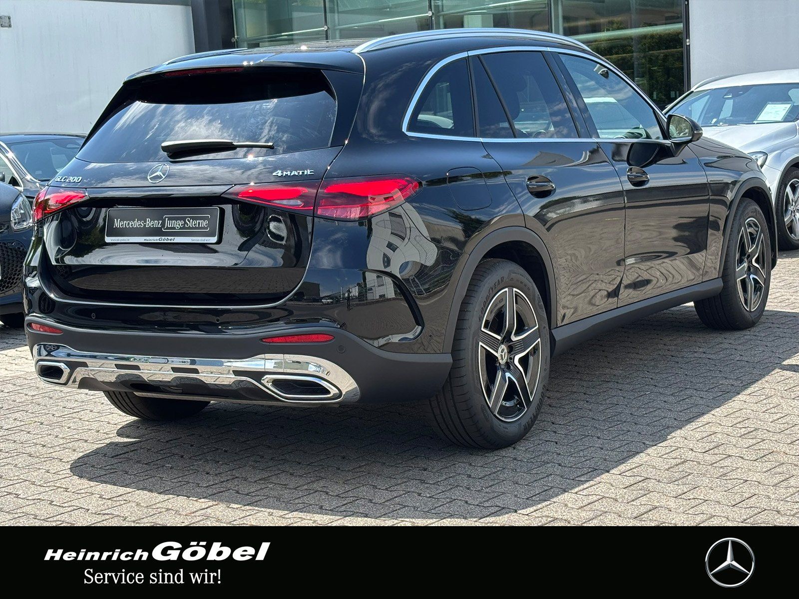 Fahrzeugabbildung Mercedes-Benz GLC 200 4M AMG*AHK*PANO*MEMORY*360°KAM*AMBIENTEB