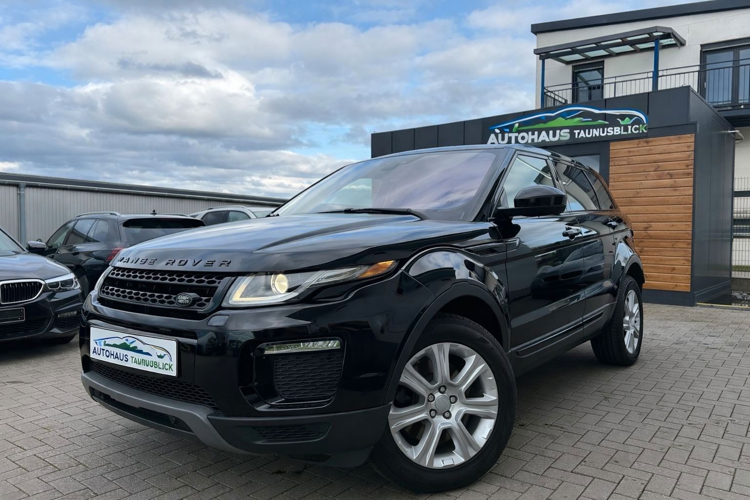 Land-Rover Range Rover Evoque - 1