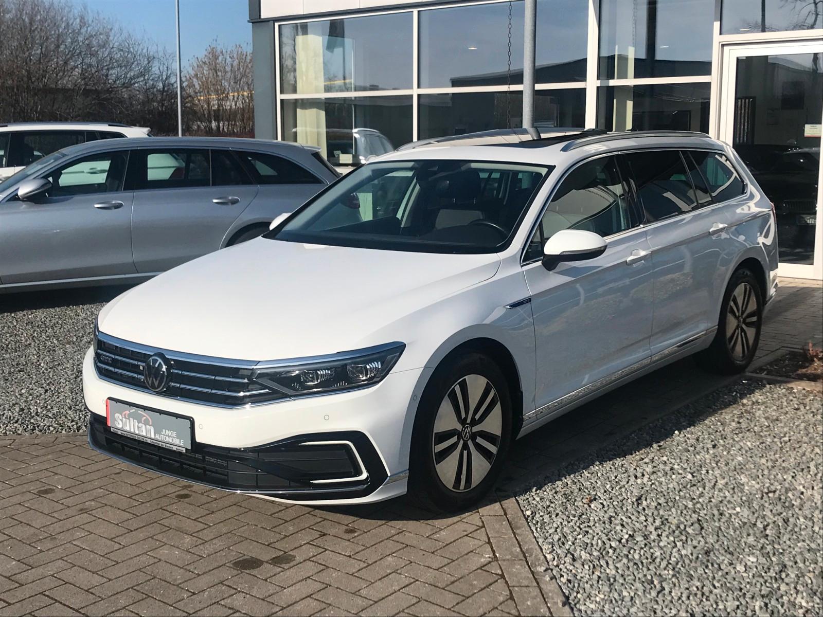 Volkswagen Passat Variant 1.4 TSI GTE VC AHK Kam  IQ Panora