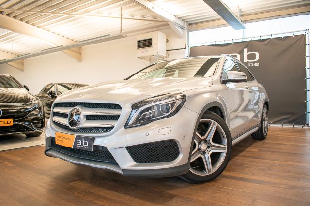 Mercedes-Benz GLA 200 *AMG-LINE*, AUTOM, NAVI, XENON PARK-ASSI