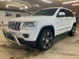 Jeep Grand Cherokee 3.0 CRD Overland - Jeep Grand Cherokee: Crd Overland