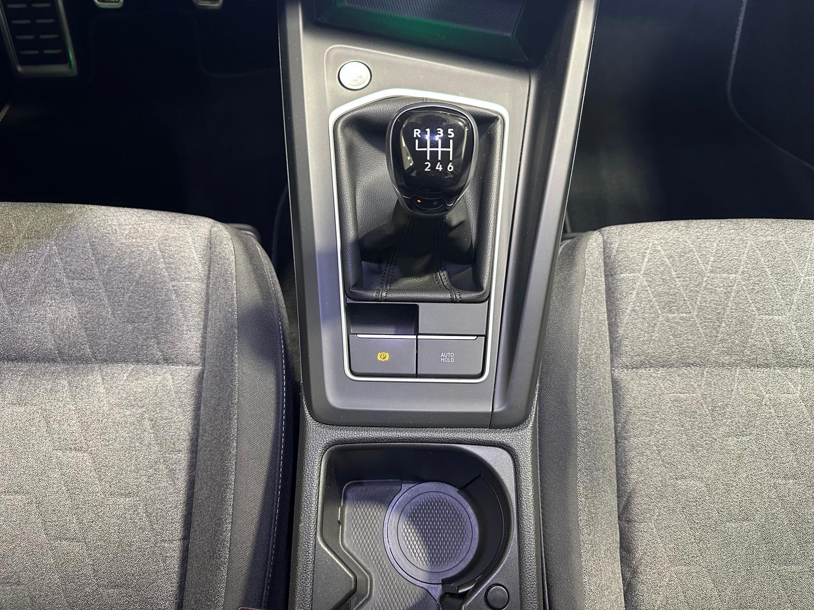 Volkswagen Golf 1.5 TSI Move LED Navi AHK ACC SHZ LHZ, миниатюра 18