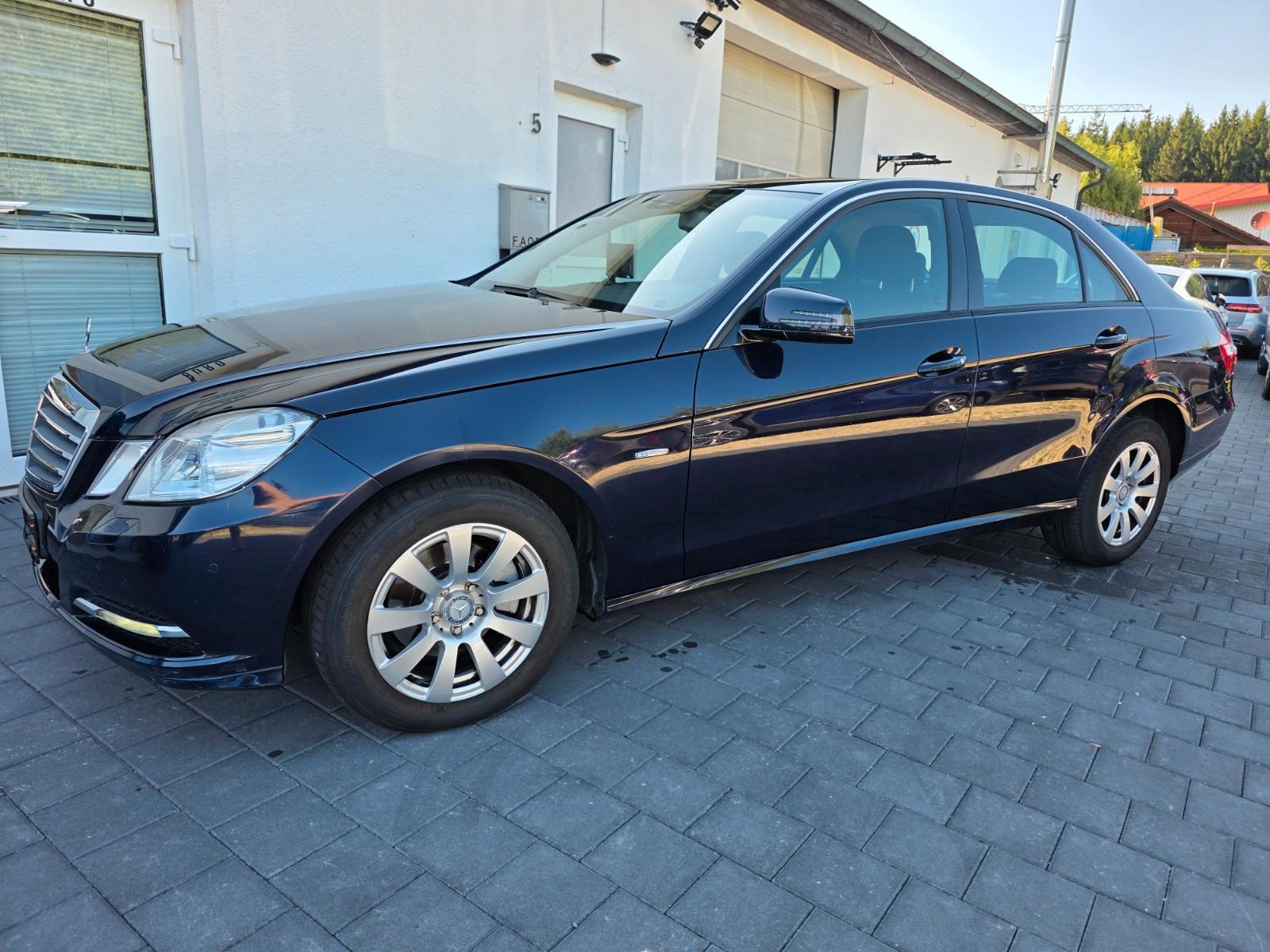 Mercedes-Benz E 220 E Limousine E 220 CDI BlueEfficiency