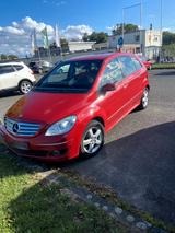 Mercedes-Benz B 170 -
