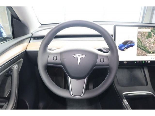 Fahrzeugabbildung Tesla Model Y Long Range DUAL MOTORS -Sofort verfügbar