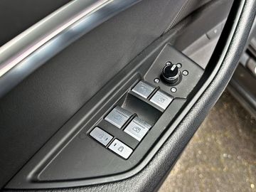 Audi Q8 e-tron - 7