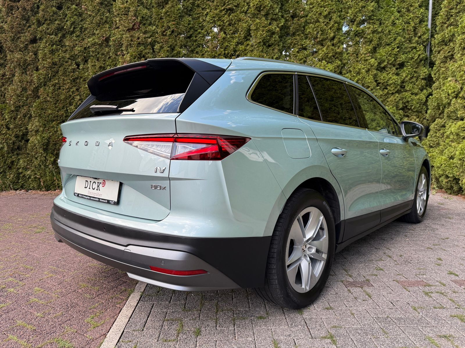Fahrzeugabbildung SKODA Enyaq 80 x Suite CCS+MATRIX+KAM+AHK+LEDER+SPORT