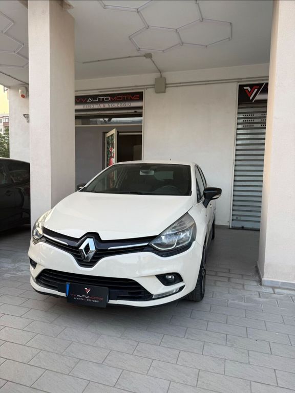 Image of Renault Clio